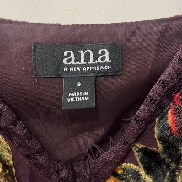 Ana cami size Small - Picture 2 of 2